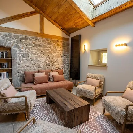 Holiday home Ferme Emeraude Domaine Privatise Avec